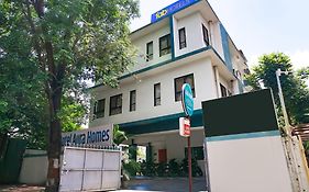Fabhotel Aura Homes - Nr Khandoba Mandir